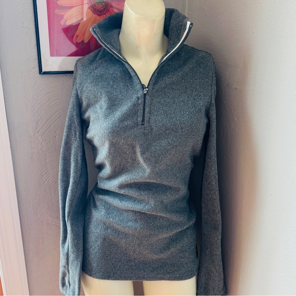 Gap quarter zip pullover